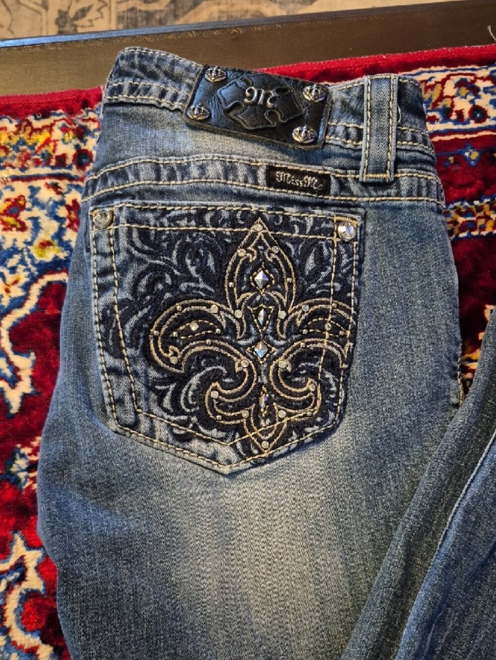 Miss Me Booycut Jeans Fleur-de-Lis Embellished emblemon Back Pockets.y2k.(2083C) - Picture 14 of 14